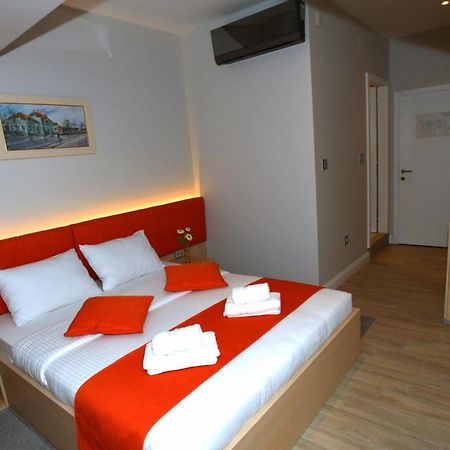 Aparthotel President Čačak Exterior foto